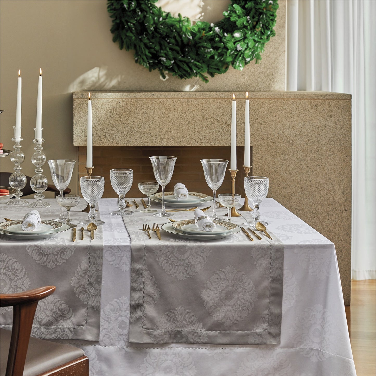 Tablecloth jacquard