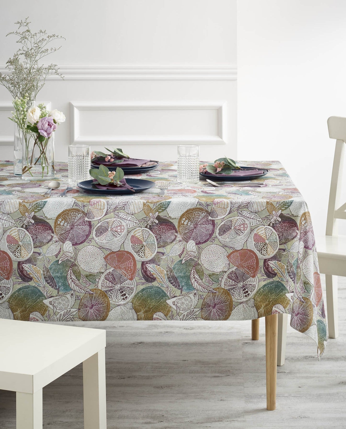 Tablecloth stain-resistant 150 cm