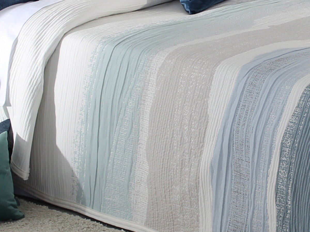 Bedspread jacquard reversible