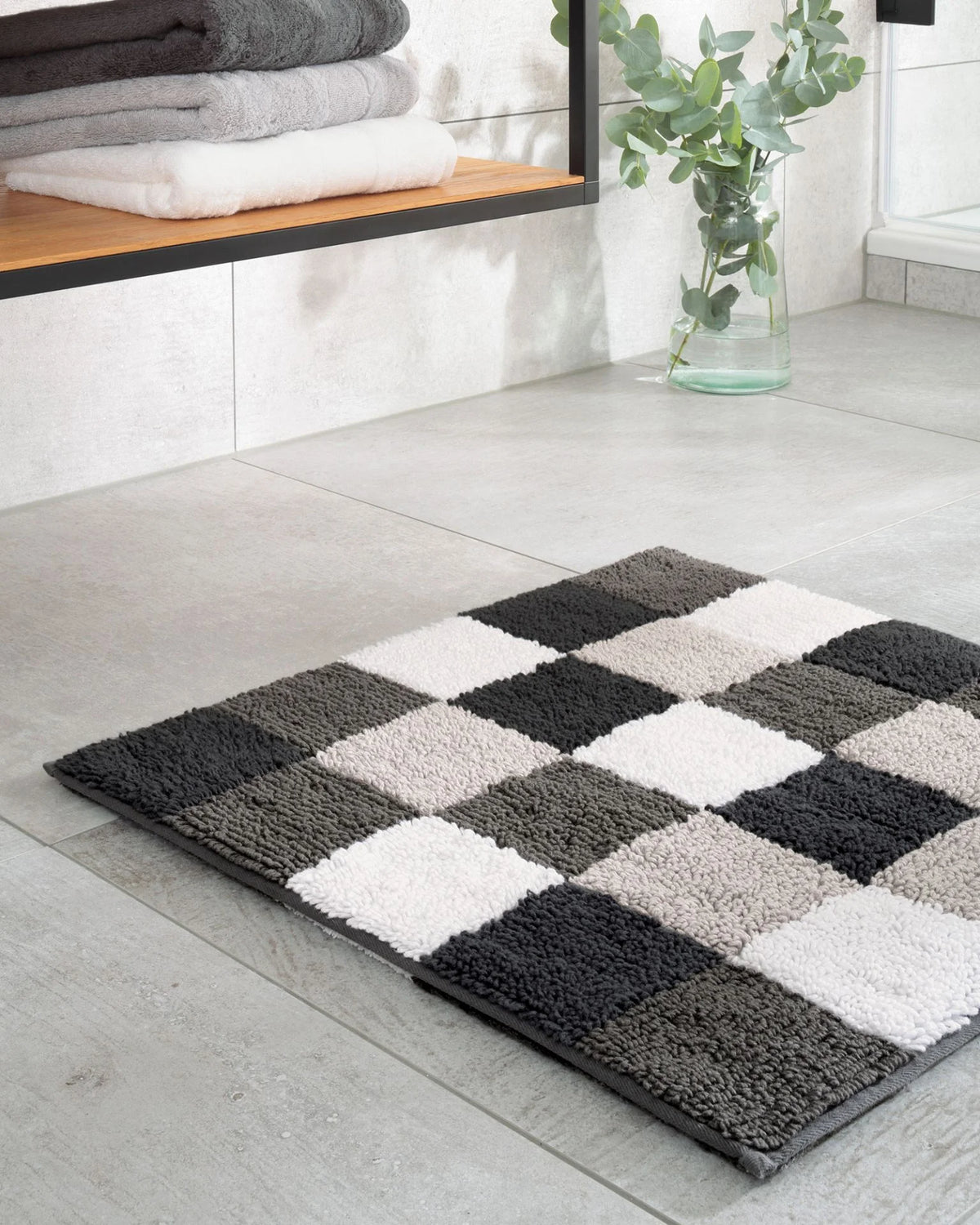Bath rug