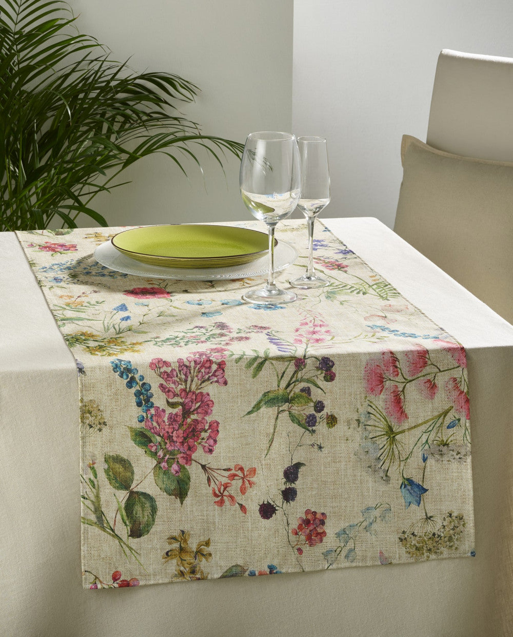 Tablecloth stain-resistant 150 cm