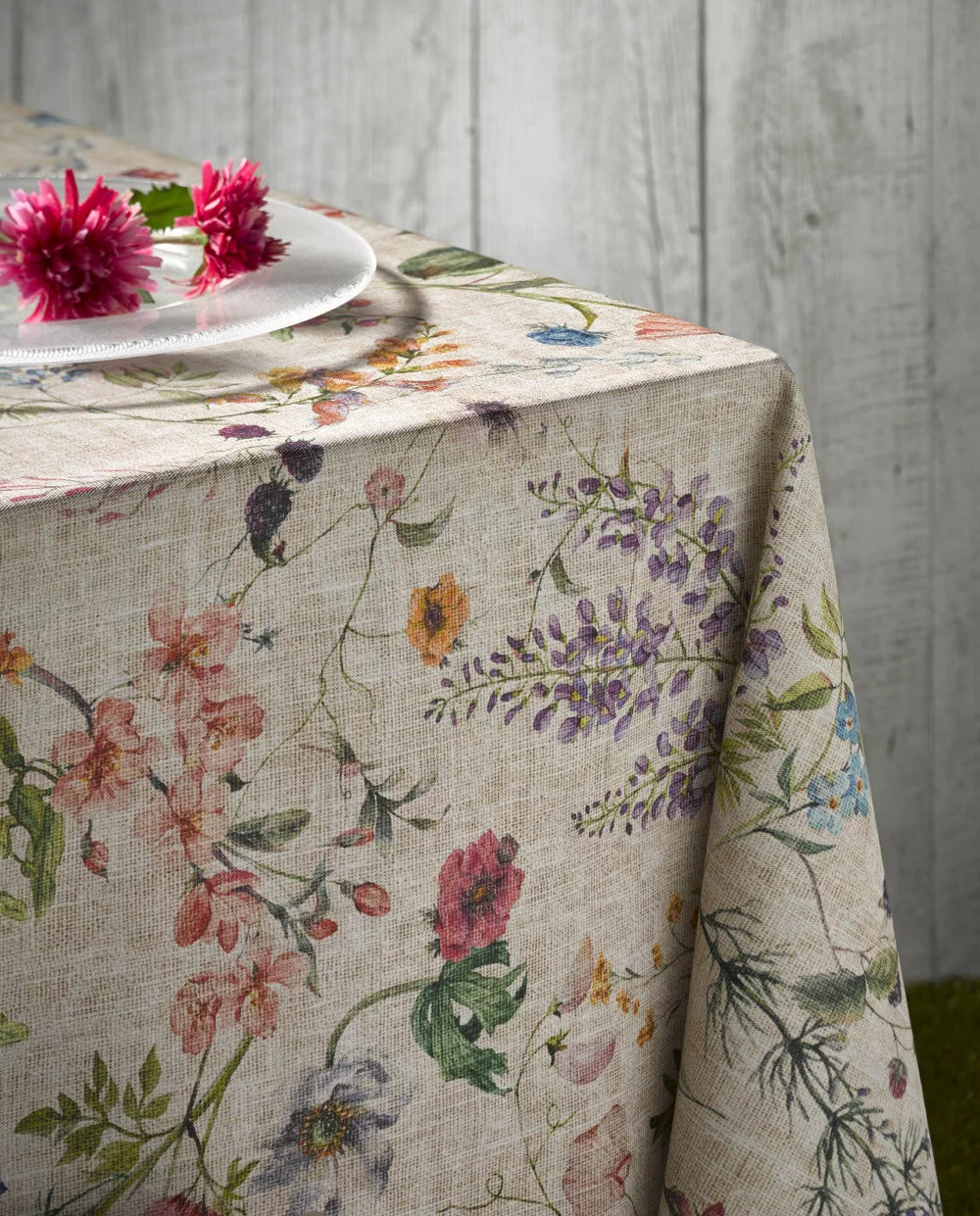 Tablecloth stain-resistant 150 cm