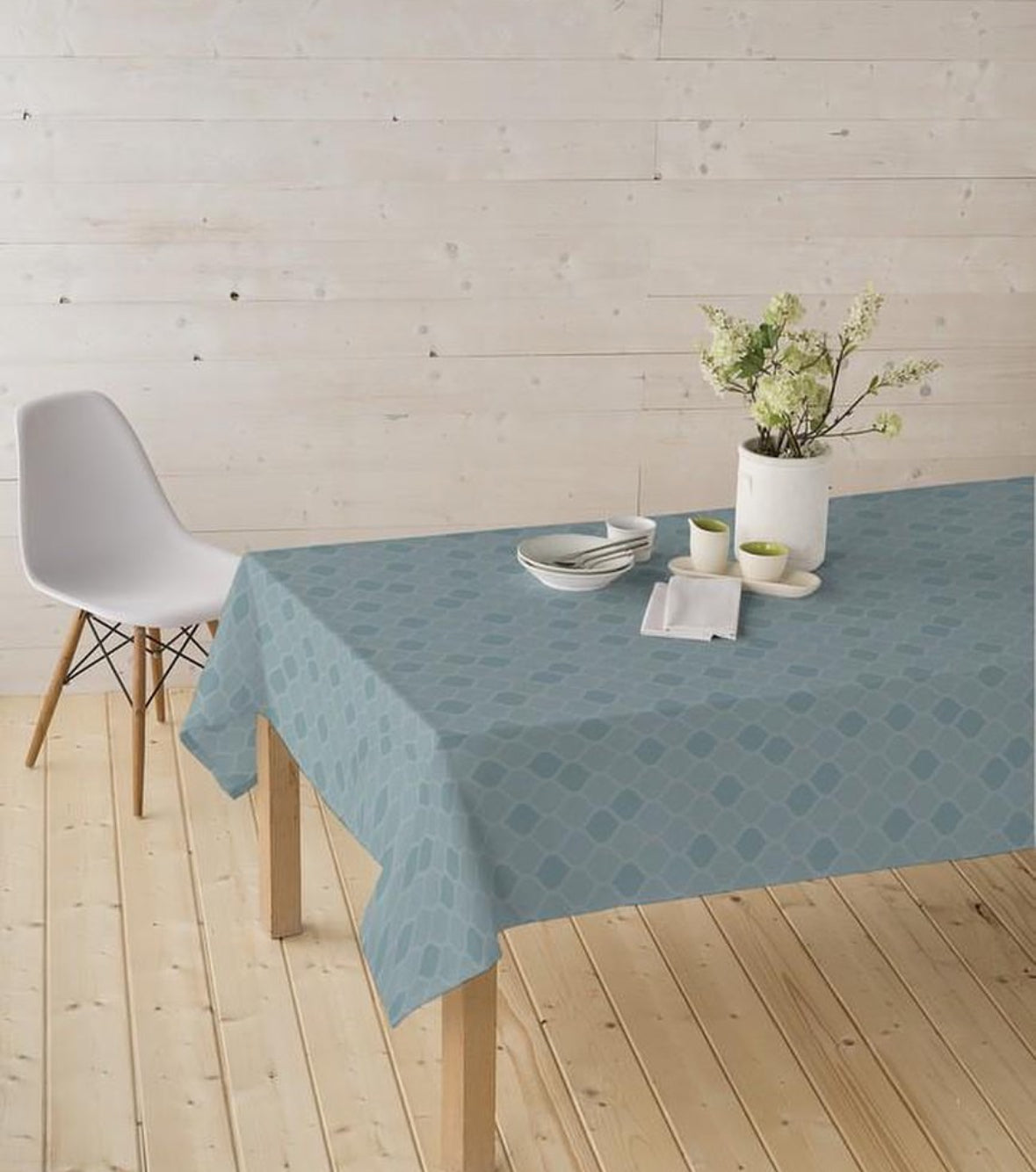 Tablecloth stain-resistant 140 cm