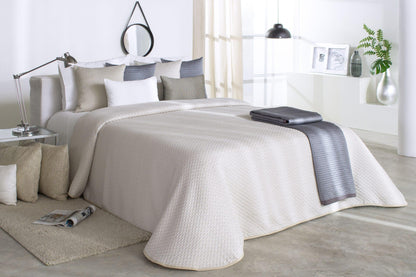Bedspread jacquard