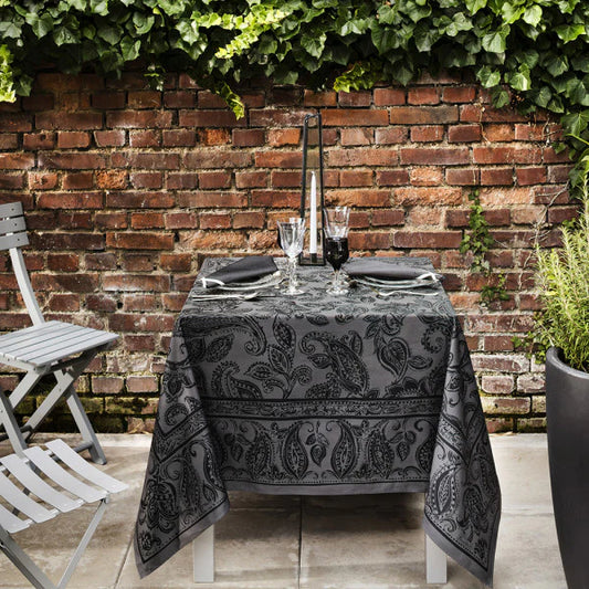 Tablecloth
