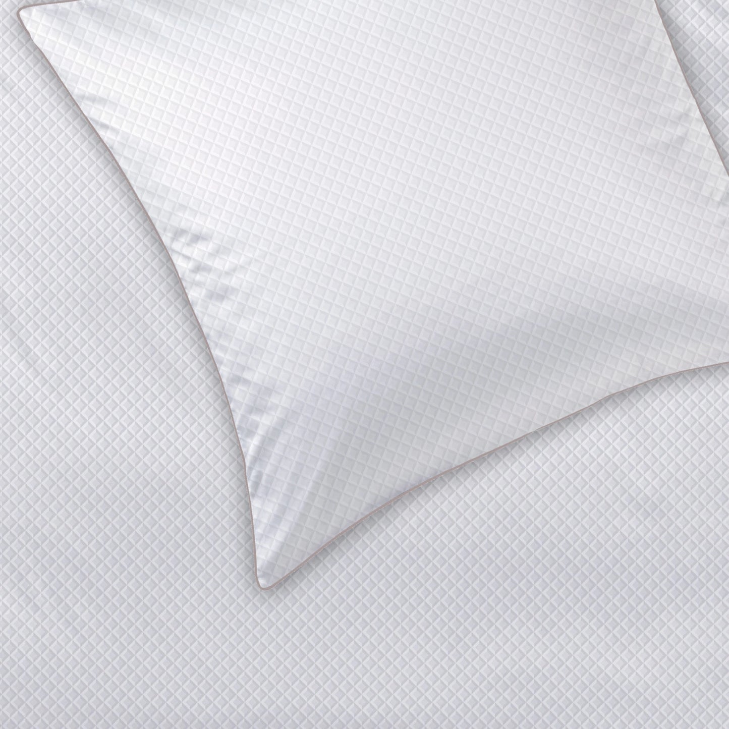 Անկողնային սպիտակեղենի հավաքածու մակո-բրոկատ-դամասկ