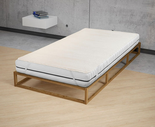 Mattress topper protector molton