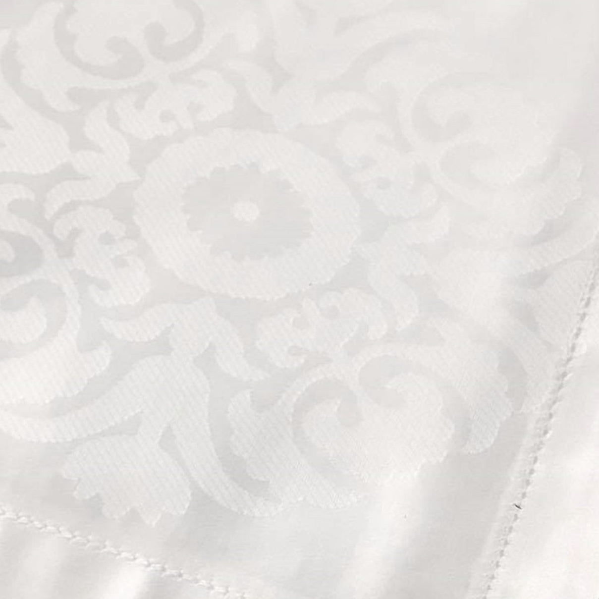 Tablecloth jacquard
