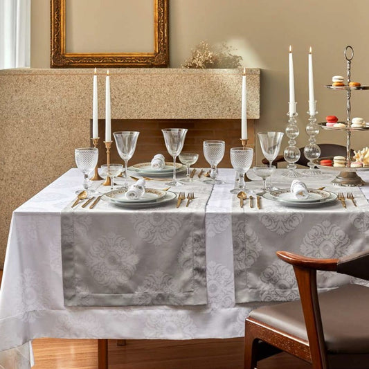 Tablecloth jacquard